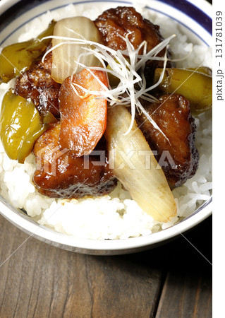 黒酢酢豚丼 131781039