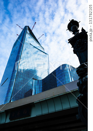 高層ビルと再開発 東京日本橋周辺の都市風景 2025.09 f-2 高彩度コントラスト 高層ビルと再開発 東京日本橋周辺の都市風景 2025.09 f-2 高彩度コントラスト 131782105