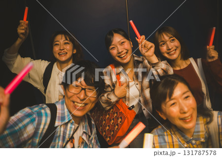 supporting my fave 131787578