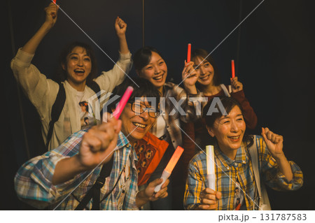 supporting my fave 131787583