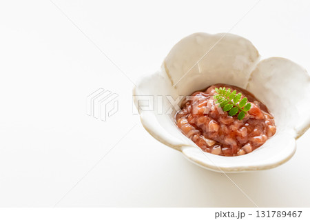 酒盗 カツオの内蔵の塩辛 酒盗 カツオの内蔵の塩辛 131789467