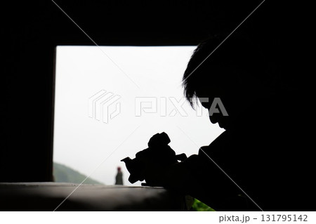 光を覗く影 光を覗く影 131795142