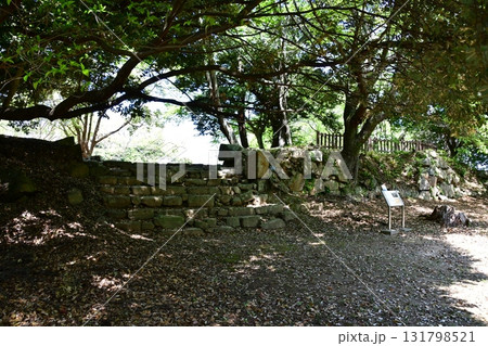 石見浜田城037 本丸入り口 石見浜田城037 本丸入り口 131798521