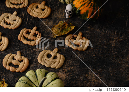 Halloween cookies in shape of jack-o-lantern 131800440