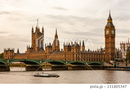 Palace of Westminster and Elizabeth Tower with Westminster Bridge over River Thames in London 131805347
