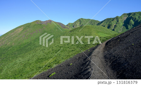 【秋田駒ヶ岳】馬場の小路コースの眺望 131816379