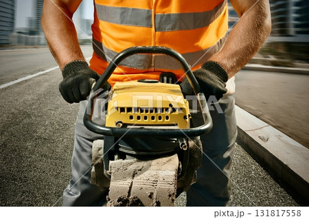 締固め機械の作業風景 締固め機械の作業風景 131817558