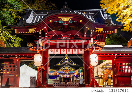 埼玉 秩父神社　神門 131817612