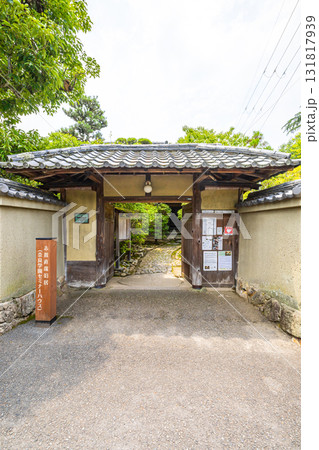 志賀直哉旧居表門風景 131817939