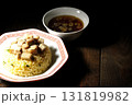 角切りチャーシュー乗せ玉子チャーハンと中華スープ 131819982