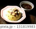 角切りチャーシュー乗せ玉子チャーハンと中華スープ 131819983