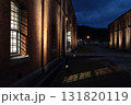 ライトアップされた赤レンガ倉庫 131820119