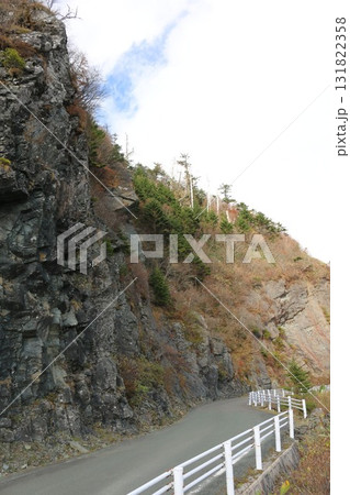 秋の石鎚山系  131822358