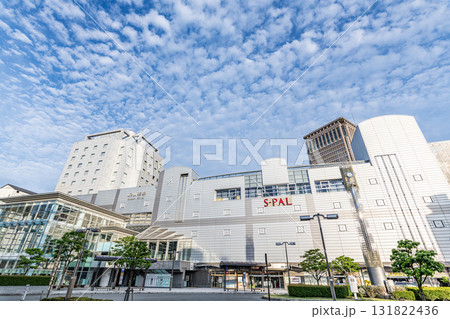山形県山形市　晴天のJR山形駅（東口） 131822436