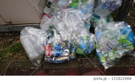 資源ゴミ 資源ゴミ 131822666
