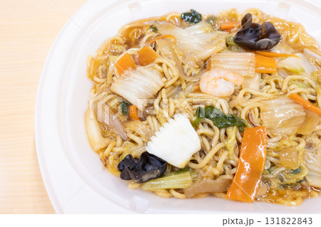 おいしいコンビニの五目餡かけ焼きそば 131822843