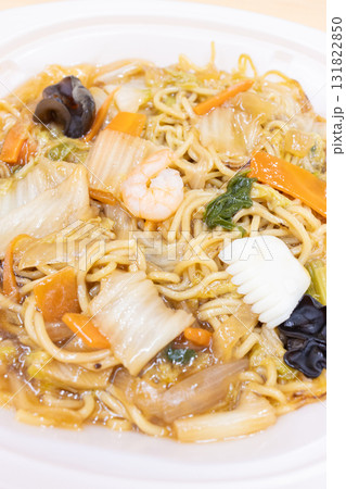 おいしいコンビニの五目餡かけ焼きそば 131822850