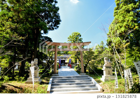 伊太祁曽神社(鳥居・拝殿)　【和歌山県和歌山市】 131825878