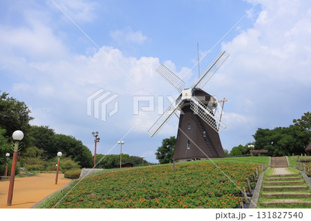 大阪府・大阪市・花博記念公園鶴見緑地・風車の丘 131827540