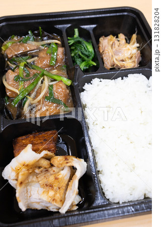 おいしいレバニラ炒め弁当 おいしいレバニラ炒め弁当 131828204