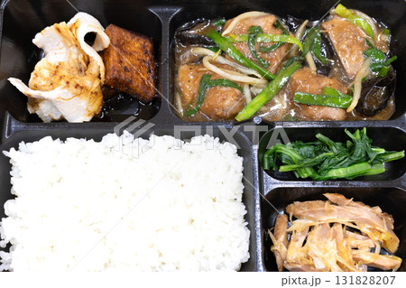 おいしいレバニラ炒め弁当 131828207