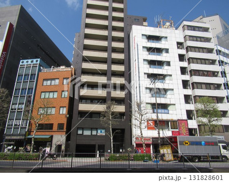 神田小川町三丁目付近 131828601