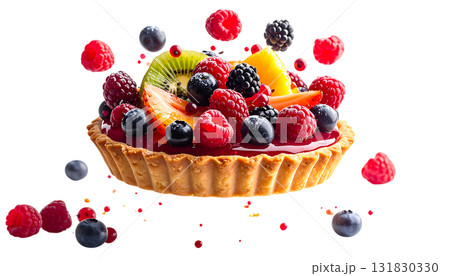 色とりどりのフルーツが輝く華やかなタルトケーキ 131830330