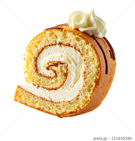 ふんわりクリームが美しいロールケーキ｜背景なし・透過PNG 131830390