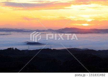 日の出と雲海6797 131831492