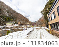 冬化粧した湯原温泉街 131834063