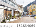冬化粧した湯原温泉街 131834069