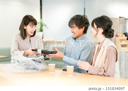 会議で出される仕出し弁当・福利厚生・ケータリング・デリバリー・社員食堂・社内カフェ・食事委託 会議で出される仕出し弁当・福利厚生・ケータリング・デリバリー・社員食堂・社内カフェ・食事委託 131834097