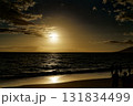 マウイ島のビーチで見る夕焼け マウイ島のビーチで見る夕焼け 131834499
