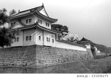 古写真 1956年 京都 元離宮二条城の東南隅櫓 古写真 1956年 京都 元離宮二条城の東南隅櫓 131836275