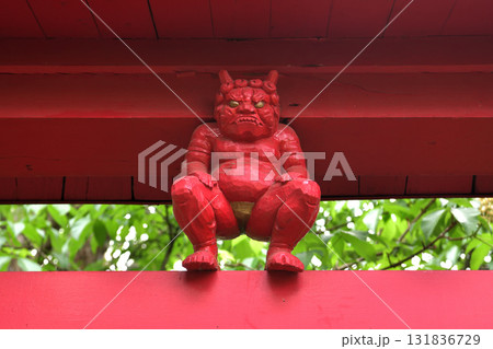 青森県北津軽郡板柳町　鳥居の鬼コ　八坂神社 131836729