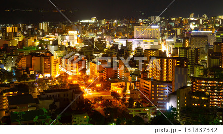 鹿児島夜景・市内中心街を望む 131837332