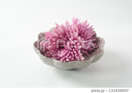 紫の食用菊のイメージ 131838007