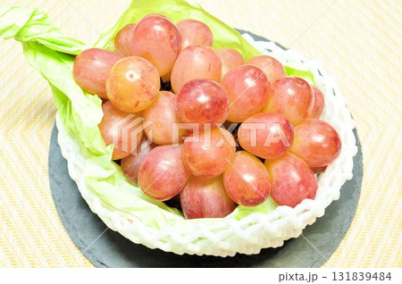 クイーンルージュ 131839484