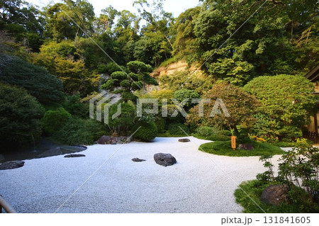 鎌倉にある報国寺の枯山水 131841605
