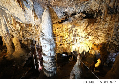 神秘的な南大東島の鍾乳洞 131841677