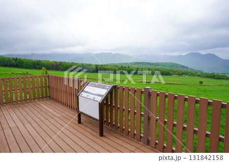 天狗平展望台空の眺め（曇り空の日 131842158