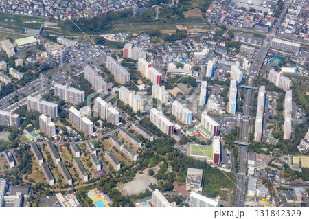 横浜市の市営野庭住宅付近を空撮 横浜市の市営野庭住宅付近を空撮 131842329