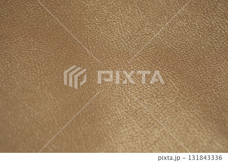 ゴールドカラーの革イメージ ゴールドカラーの革イメージ 131843336