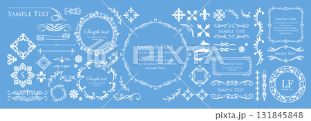 クリスマスのラベルや飾り罫のデザインセット クリスマスのラベルや飾り罫のデザインセット 131845848