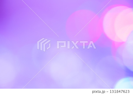 パープルカラー系玉ボケ背景素材 131847623