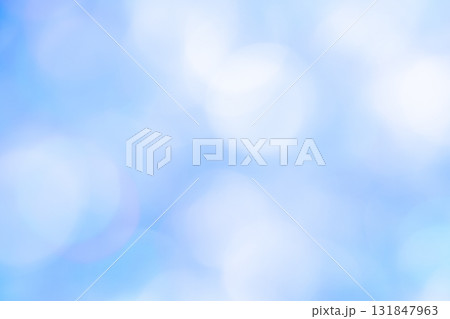明るいブルーカラー系玉ボケ背景素材 明るいブルーカラー系玉ボケ背景素材 131847963