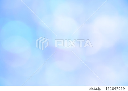 明るいブルーカラー系玉ボケ背景素材 131847969