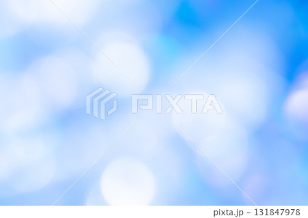 明るいブルーカラー系玉ボケ背景素材 131847978