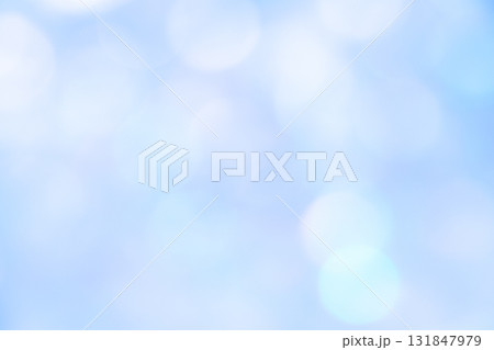 明るいブルーカラー系玉ボケ背景素材 131847979