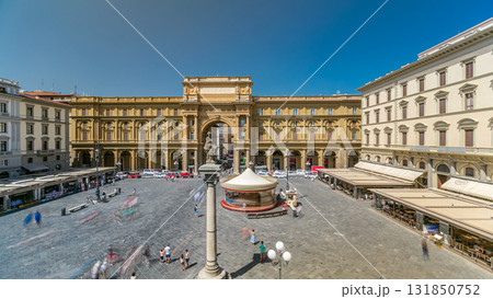 Republic Square timelapse with the arch in honor of the first king of united Italy, Victor Emmanuel II. 131850752